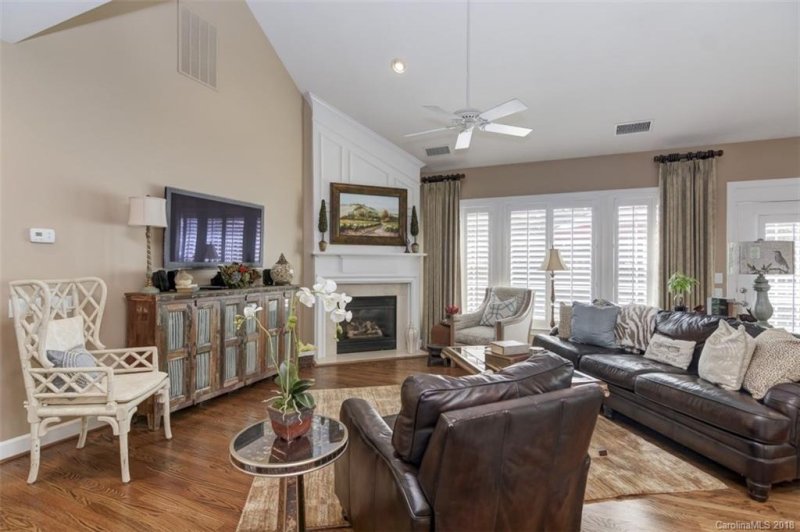 Property image 5 at 425 Eberle Way, Matthews, NC 28105