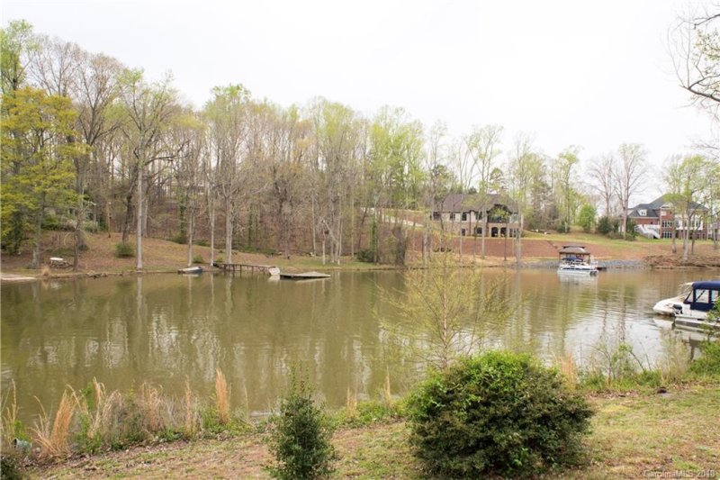 Property image 3 at 185 Lake Mist Drive, Belmont, NC 28012