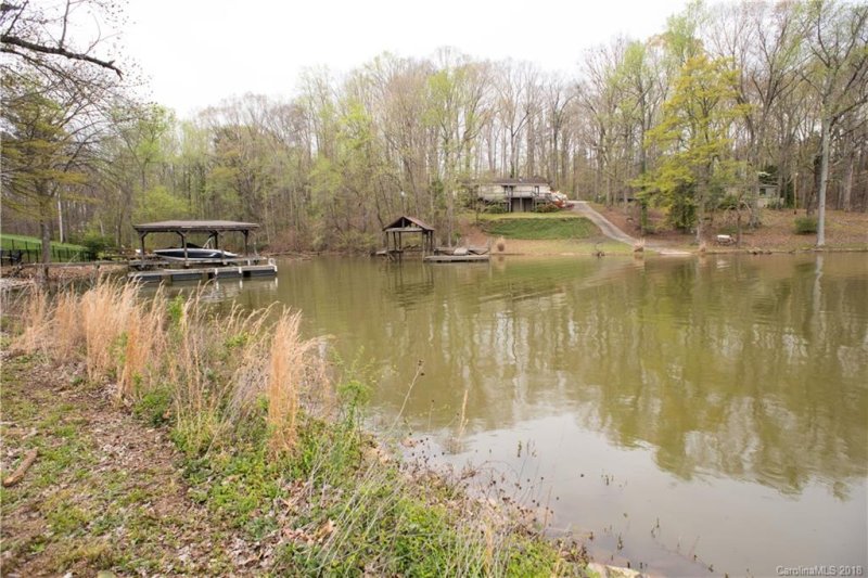 Property image 4 at 185 Lake Mist Drive, Belmont, NC 28012