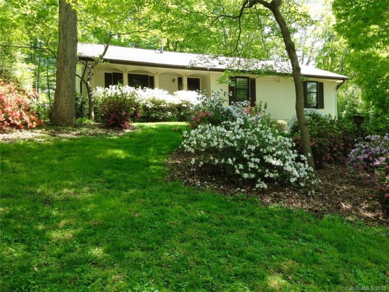 14 Forest Ridge Drive