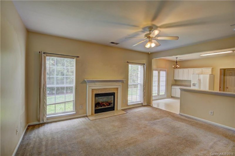 Property image 4 at 120 Vance Crescent Drive, Mooresville, NC 28117