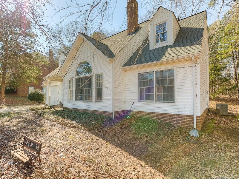 Property image 3 at 10218 Rougemont Lane, Charlotte, NC 28277