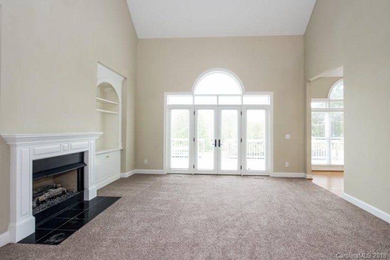 Property image 4 at 1010 Heather Glen Drive, Matthews, NC 28104