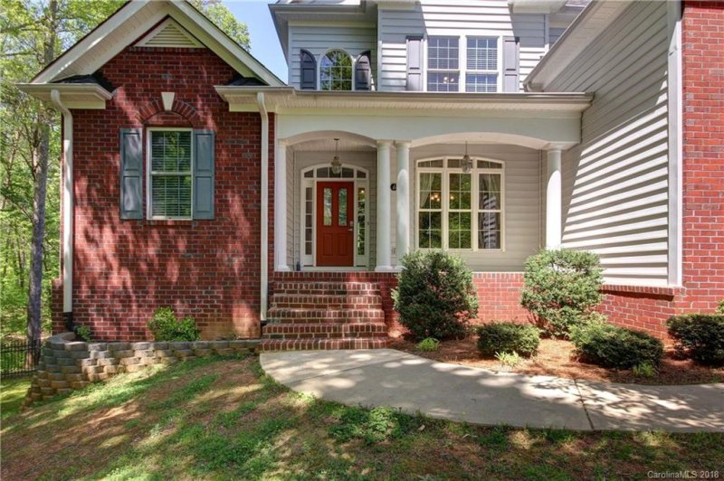 Property image 2 at 6655 Maple Spring Court, Denver, NC 28037