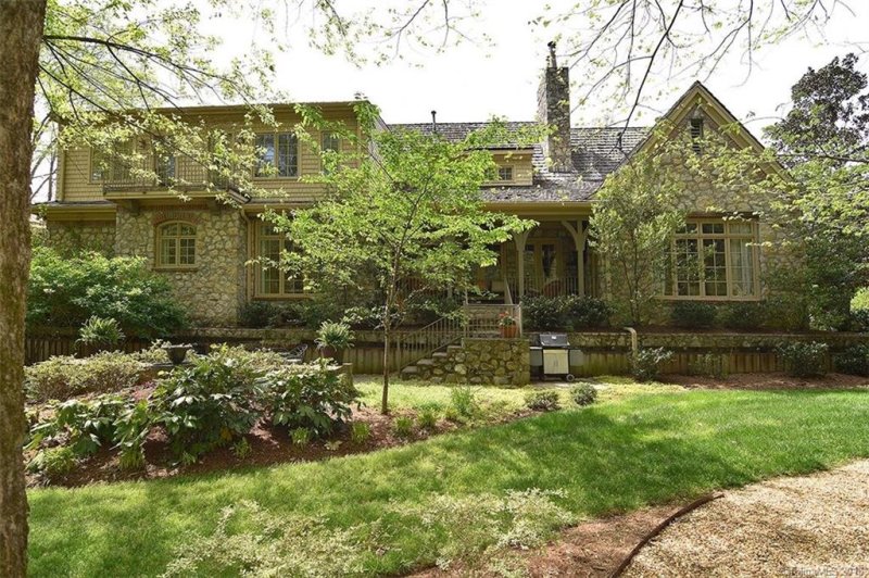 Property image 3 at 2324 La Maison Drive, Charlotte, NC 28226