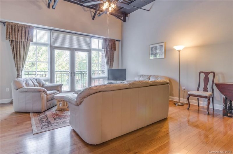 Property image 3 at 3920 Sharon Road, Charlotte, NC 28211