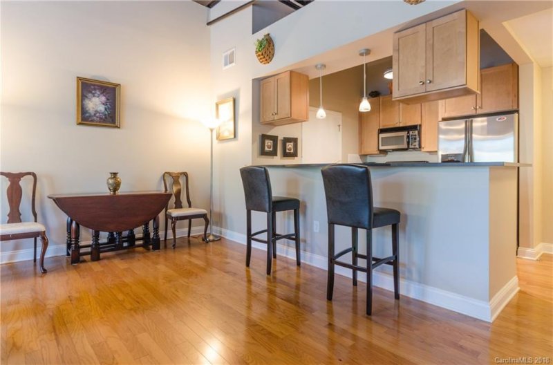 Property image 5 at 3920 Sharon Road, Charlotte, NC 28211