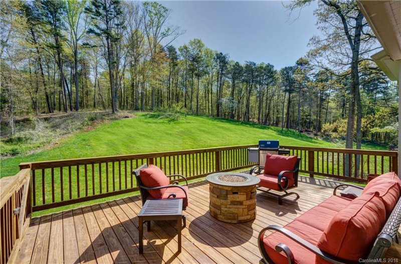 Property image 4 at 129 Flowering Cherry Lane, Mooresville, NC 28117