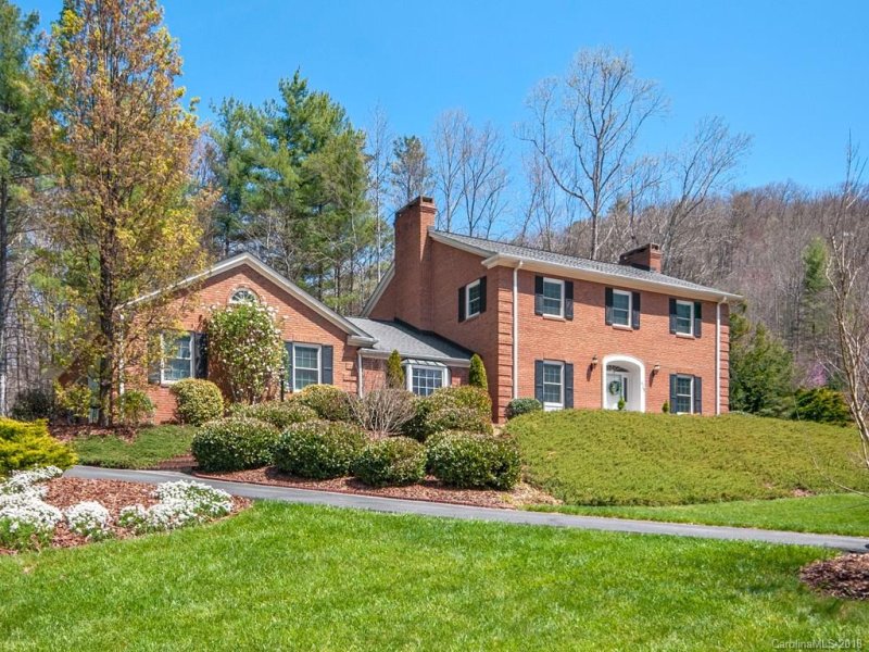 Property image 2 at 425 Sondley Woods Place, Asheville, NC 28805