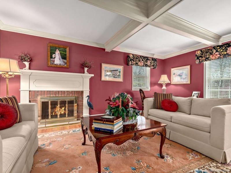 Property image 4 at 425 Sondley Woods Place, Asheville, NC 28805