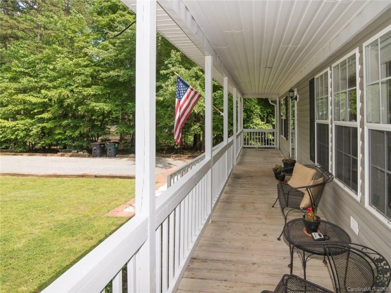 Property image 3 at 8921 Gosnell Drive, Charlotte, NC 28227