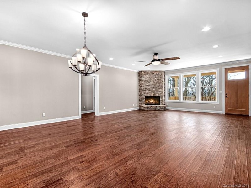 Property image 5 at 55 Mark Twain Road, Asheville, NC 28805