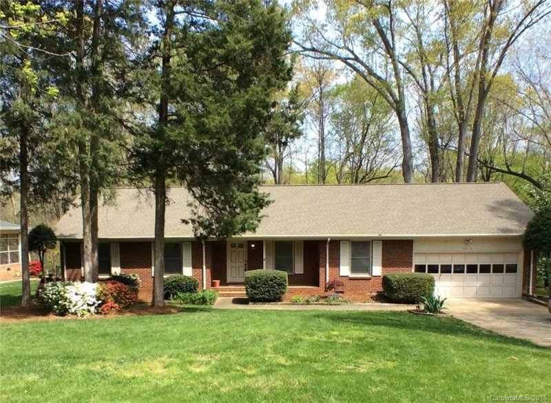 6213 Cedar Croft Drive