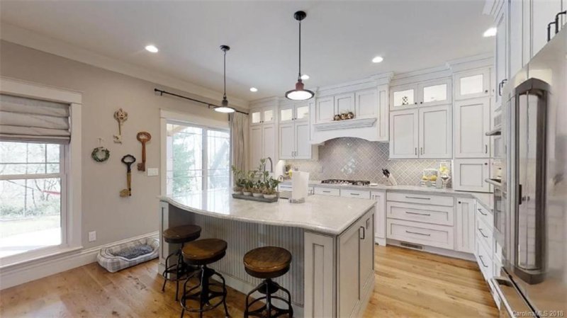 Property image 2 at 45 Sovereign Lane, Fairview, NC 28730