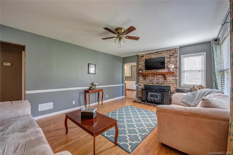 Property image 5 at 204 Peachtree Street, Belmont, NC 28012