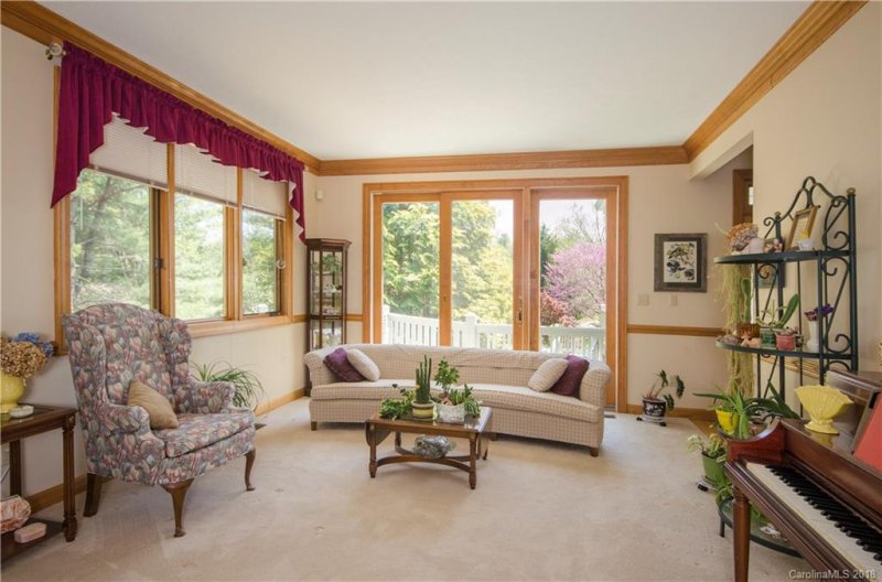 Property image 5 at 3013 Hickory Nut Trail, Hendersonville, NC 28739