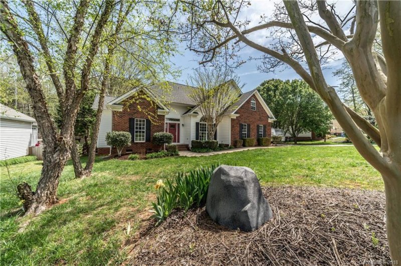 Property image 4 at 9231 Morgan Glenn Drive, Mint Hill, NC 28227