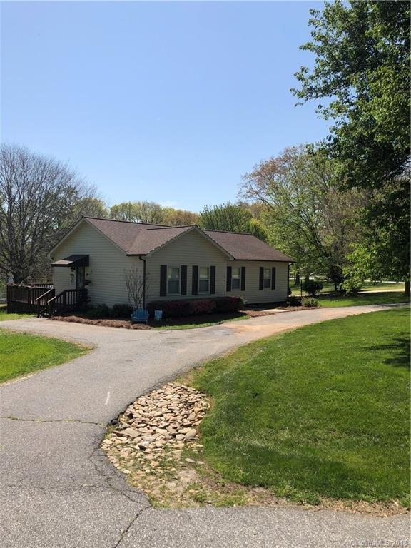 Property image 2 at 1621 Rayland Drive, Hickory, NC 28601