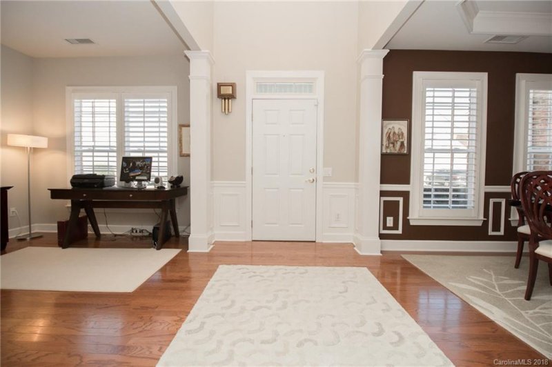 Property image 3 at 214 Robinlynn Road, Matthews, NC 28105