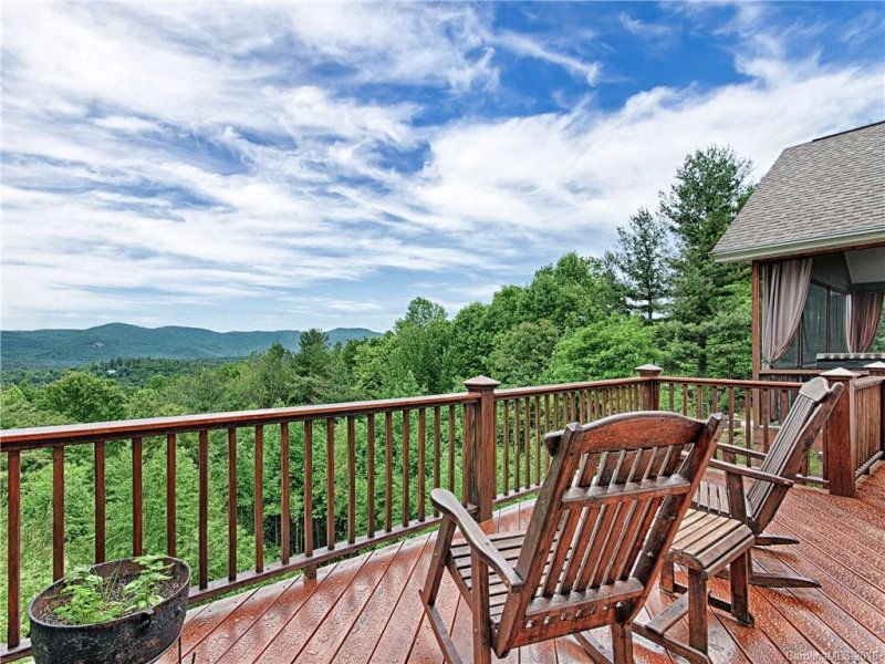 Property image 2 at 44 South Ridge Drive, Hendersonville, NC 28739