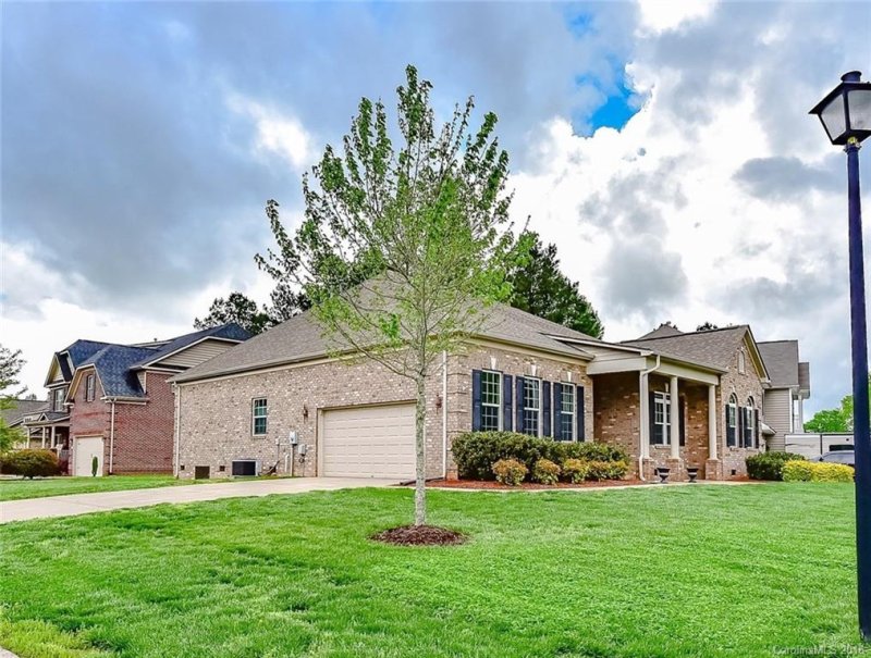 Property image 3 at 133 Misty Woods Drive, Lake Wylie, SC 29710