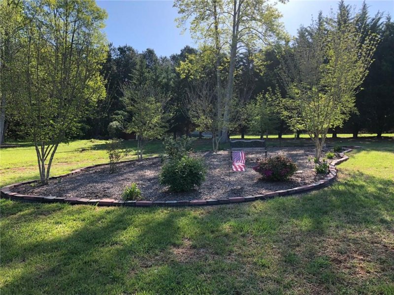 Property image 4 at 8298 Cedar Bark Street, Hickory, NC 28602