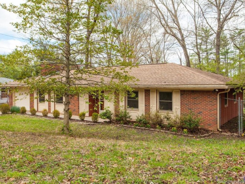 Property image 2 at 52 Rathfarnham Road, Asheville, NC 28803