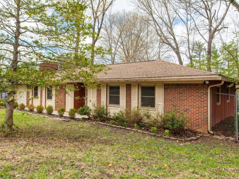 Property image 4 at 52 Rathfarnham Road, Asheville, NC 28803