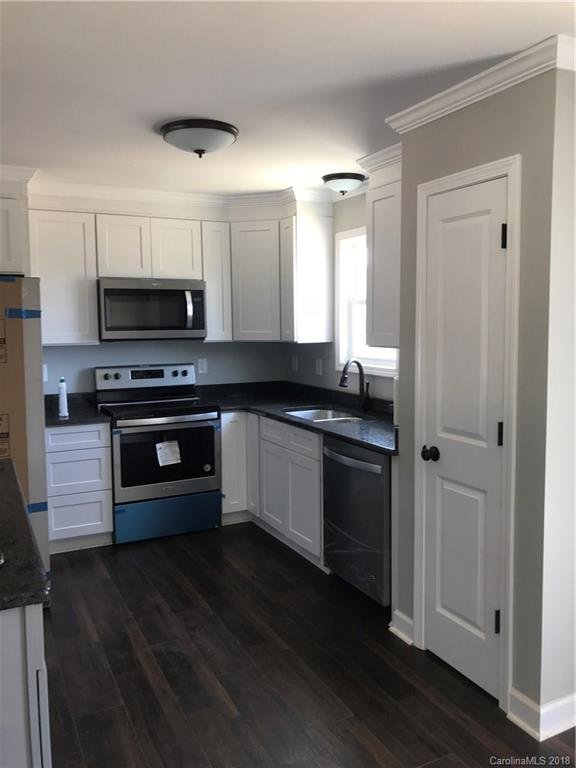 Property image 2 at 409 Delview Drive, Cherryville, NC 28021