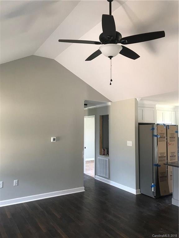 Property image 3 at 409 Delview Drive, Cherryville, NC 28021