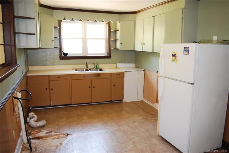 Property image 5 at 2516 Old Steele Creek Road, Charlotte, NC 28208