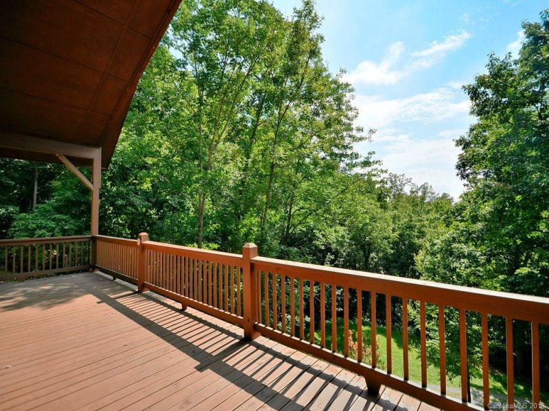 Property image 2 at 872 Cobblestone Drive, Waynesville, NC 28786