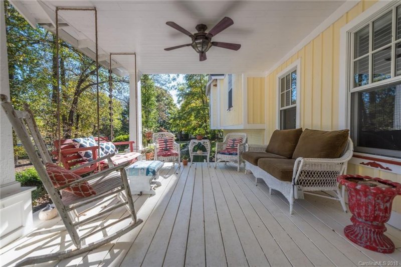 Property image 3 at 201 Chapel Road, Black Mountain, NC 28711