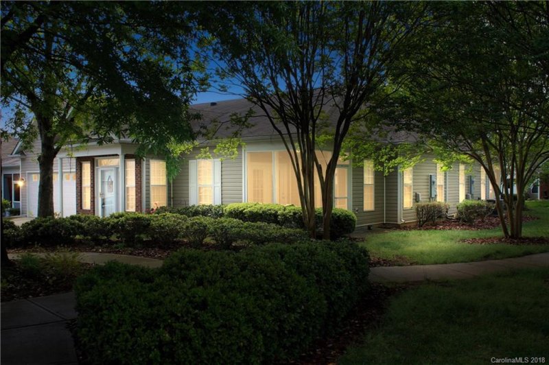 Property image 4 at 12104 Groth Court, Charlotte, NC 28277