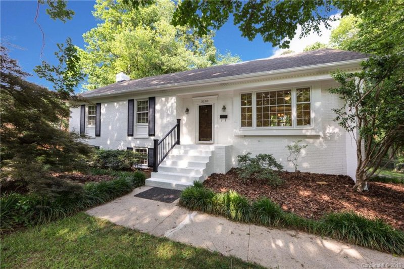 3101 Brookridge Lane