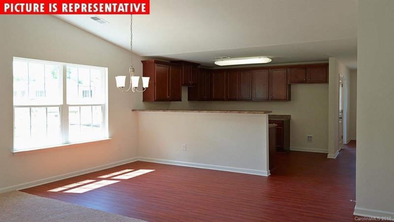 Property image 2 at 2810 Tancor Drive, Charlotte, NC 28269