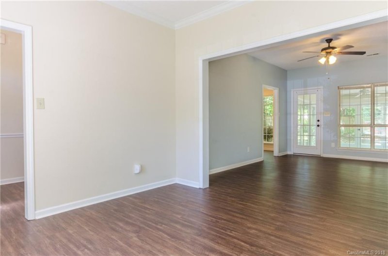 Property image 5 at 10434 Ranleigh Lane, Charlotte, NC 28273