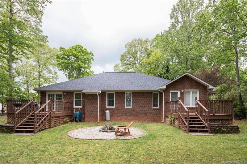 Property image 2 at 1799 Cameron Heights Circle, Denver, NC 28037