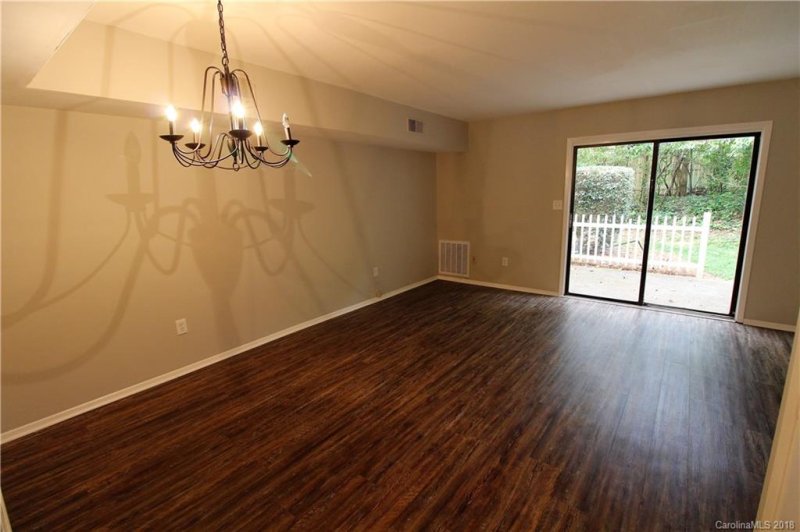 Property image 2 at 951 Hollywood Street, Charlotte, NC 28211