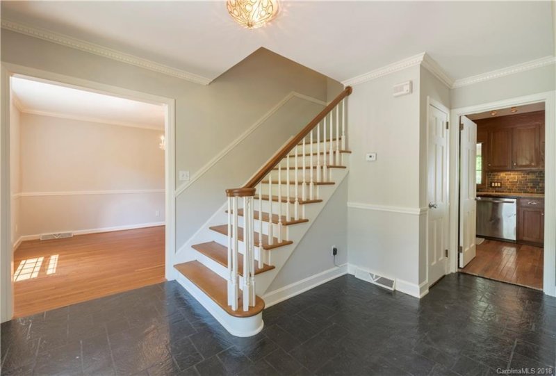 Property image 2 at 1032 Burtonwood Circle, Charlotte, NC 28212