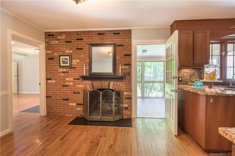 Property image 3 at 1032 Burtonwood Circle, Charlotte, NC 28212