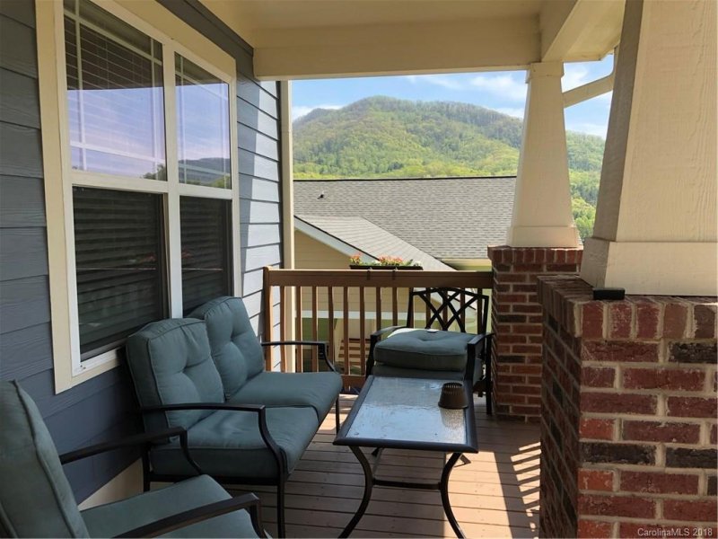 Property image 4 at 17 Teems Lane, Asheville, NC 28805