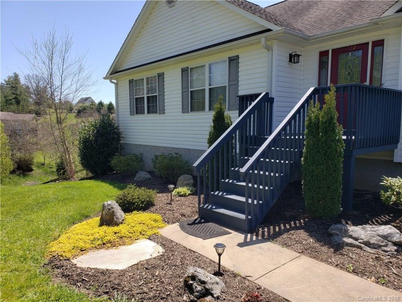 Property image 2 at 127 Ridge Brook Drive, Weaverville, NC 28787