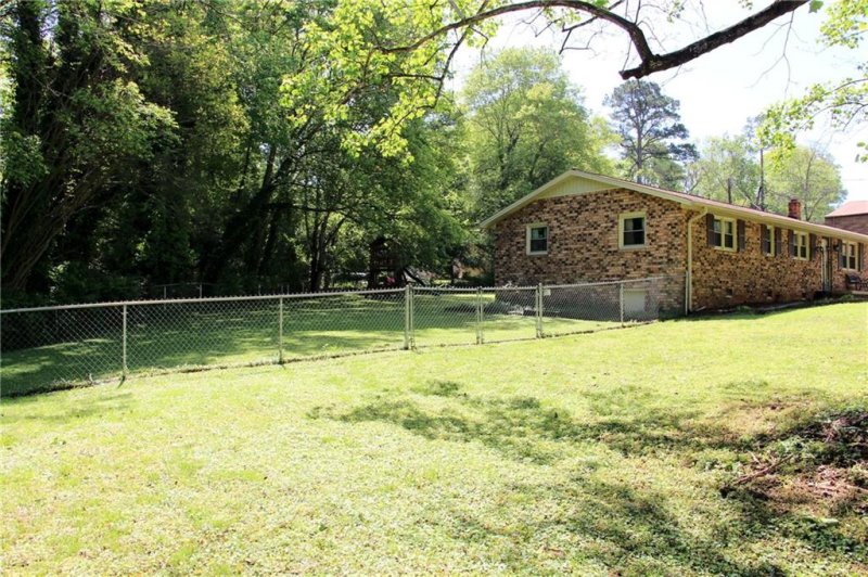 Property image 2 at 3244 25th Street Court, Hickory, NC 28601