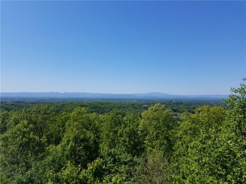 Property image 2 at 2854 North Face Drive, Valdese, NC 28690