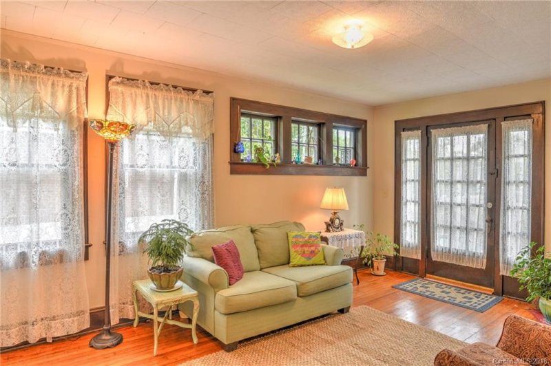 Property image 3 at 160 Laurel Loop, Asheville, NC 28806