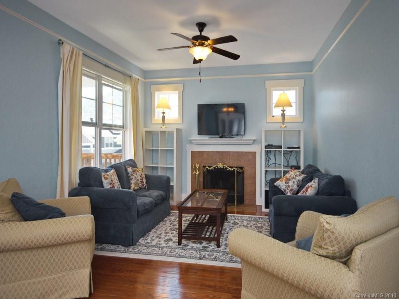 Property image 4 at 12 Teems Lane, Asheville, NC 28805