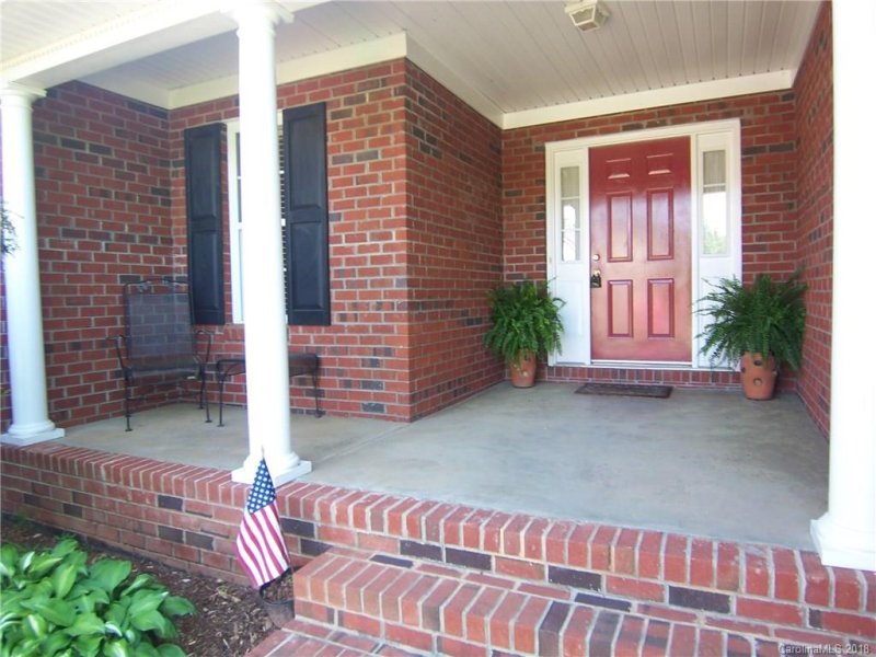 Property image 2 at 1322 Moonshadow Lane, Shelby, NC 28150