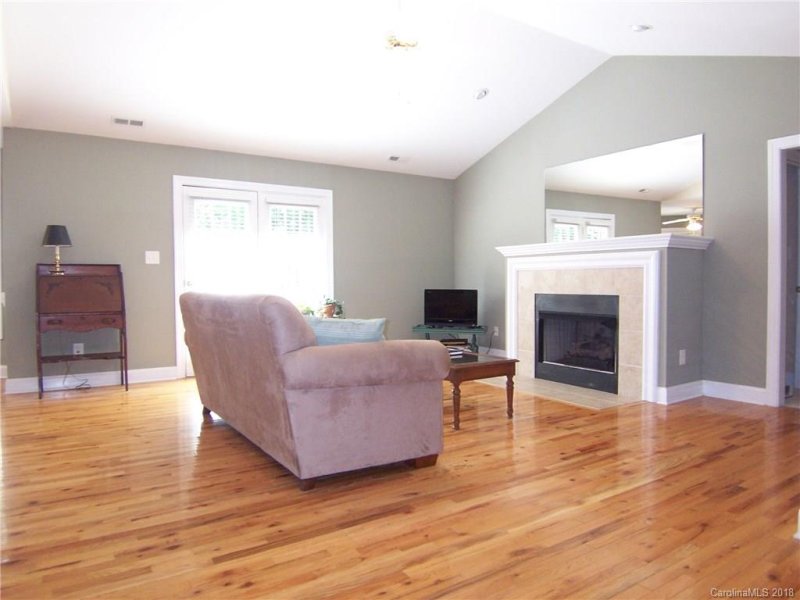 Property image 4 at 1322 Moonshadow Lane, Shelby, NC 28150