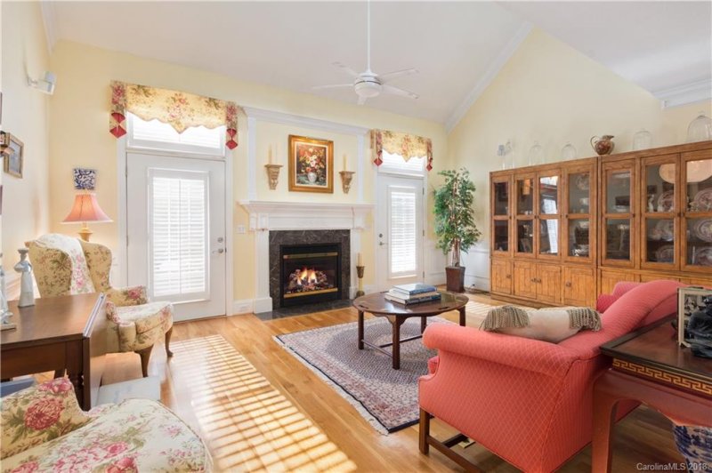 Property image 3 at 12 Sweet Gum Drive, Asheville, NC 28805